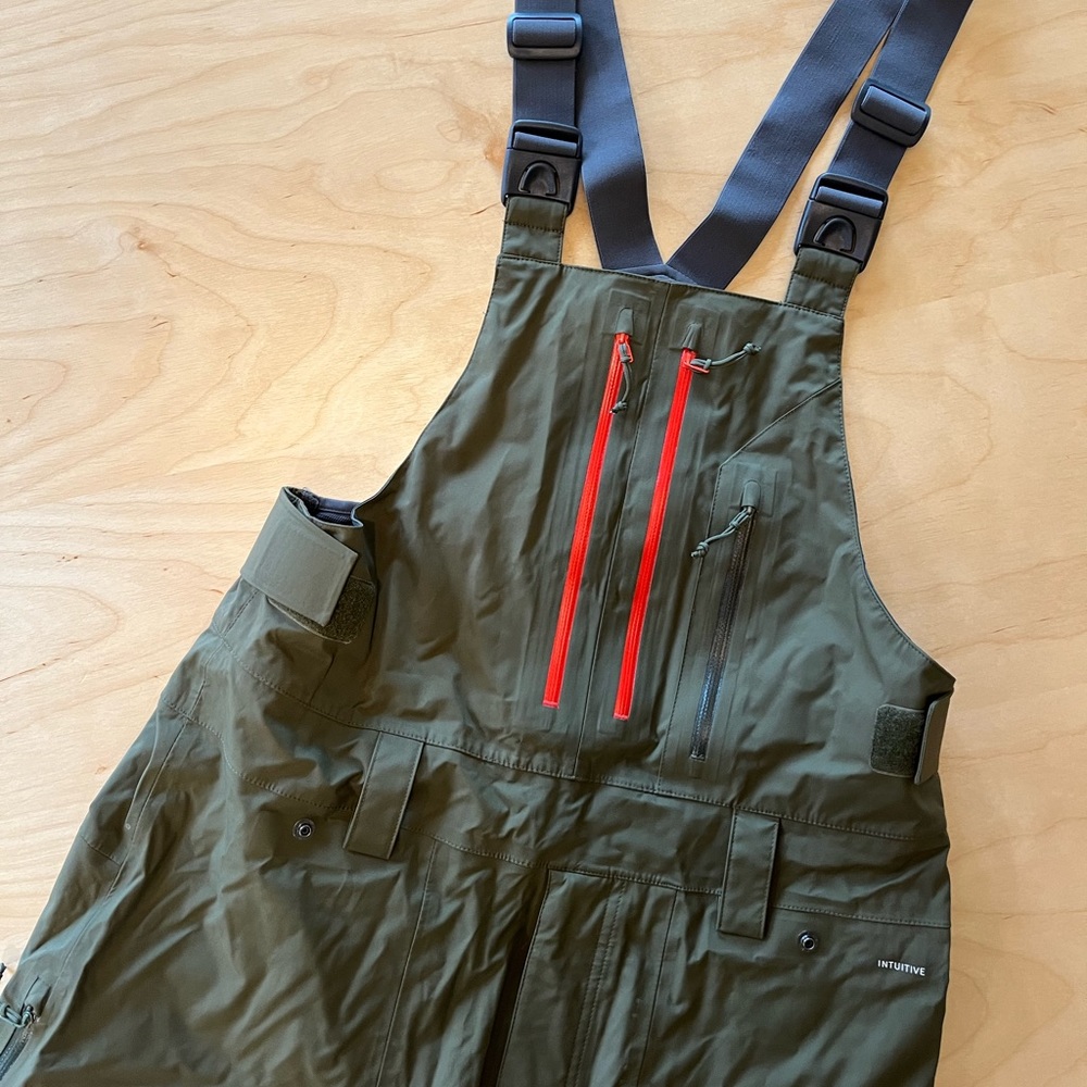 Flylow bib